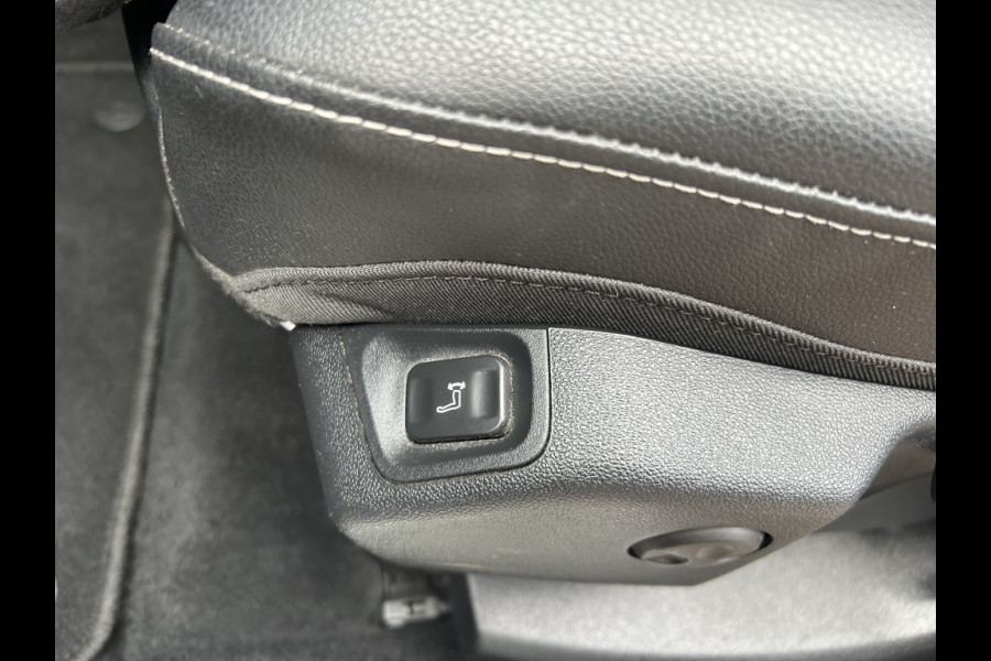 Opel Grandland 1.2 Turbo 130pk Innov. Camera, Carplay, Navi, 18" LMV