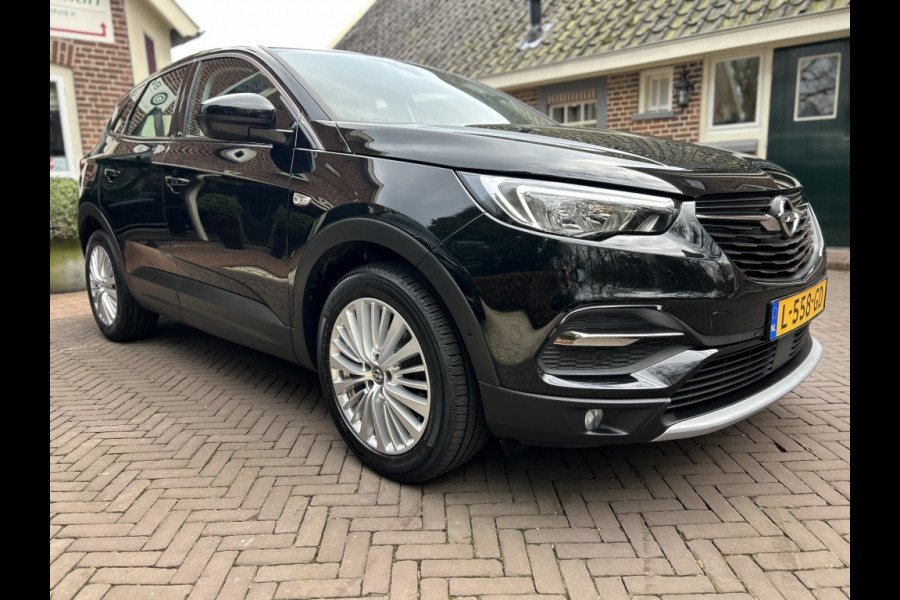Opel Grandland 1.2 Turbo 130pk Innov. Camera, Carplay, Navi, 18" LMV