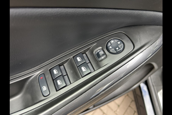 Opel Grandland 1.2 Turbo 130pk Innov. Camera, Carplay, Navi, 18" LMV