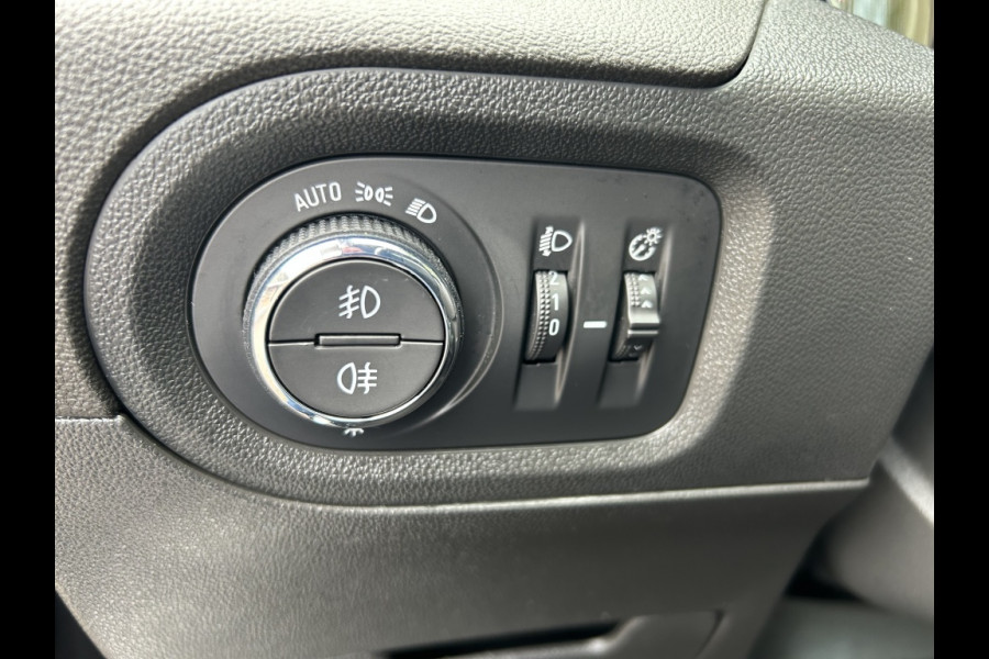 Opel Grandland 1.2 Turbo 130pk Innov. Camera, Carplay, Navi, 18" LMV