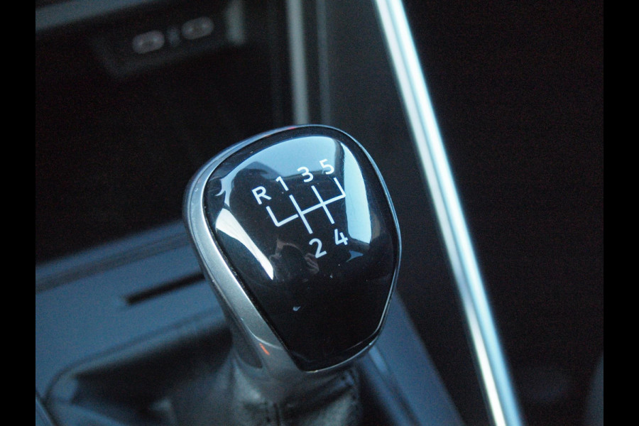 Volkswagen Polo 1.0 TSI Life Business | Apple Carplay | Stoelverwarming | Parkeersensoren | Privacy Glas | NL-Auto |