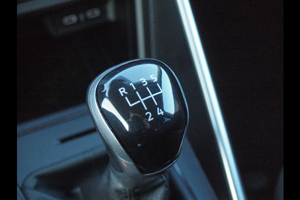 Volkswagen Polo 1.0 TSI Life Business | Apple Carplay | Stoelverwarming | Parkeersensoren | Privacy Glas | NL-Auto |