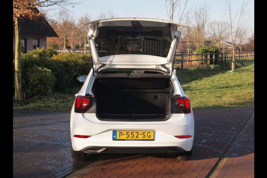 Volkswagen Polo 1.0 TSI Life Business | Apple Carplay | Stoelverwarming | Parkeersensoren | Privacy Glas | NL-Auto |