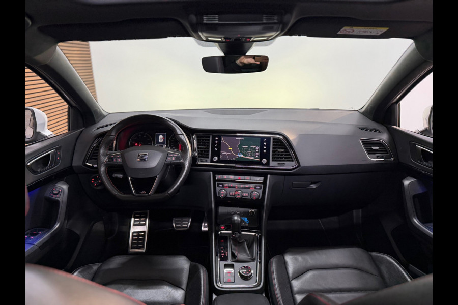 Seat Ateca 2.0 TSI FR 4DRIVE | Pano | Parkeerstuurassistent met Top View | Leder Pakket | Ambient | Exclusive Performance velgen |