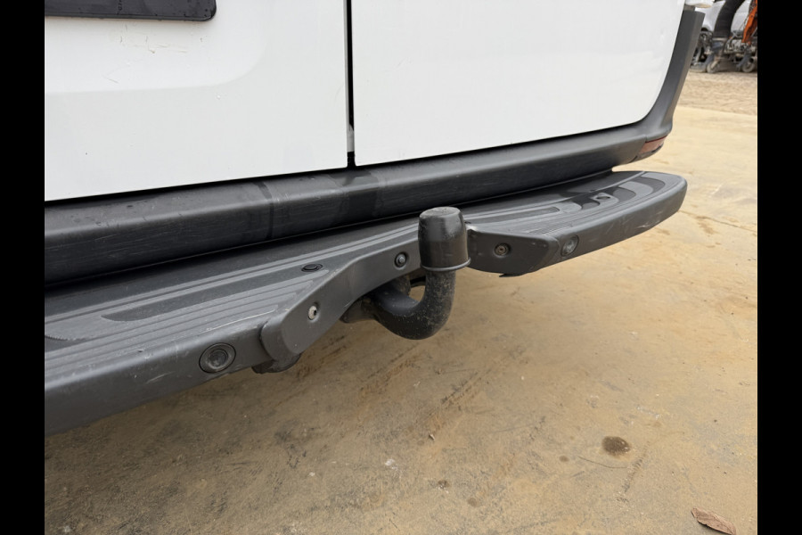 Mercedes-Benz Sprinter 315 1.9 CDI L2H2 LED Climate Control Camera Carplay Cruise Control Trekhaak Parkeersensoren voor achter