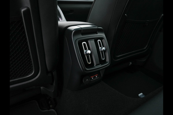 Polestar 2 Long Range Dual Motor Launch Edition 78kWh [ 3-Fase-11kW ] {SOH-91%} (INCL.BTW) Aut.*PANO | NAVI-FULLMAP | FULL-LED | ADAPTIVE-CRUISE | BLINDSPOT | TOPVIEW | KEYLESS | LANE-ASSIST | DIGI-COCKPIT | CARPLAY | DAB+ | HEATED-SPORTSEATS | CAMERA | MEMORY-PACK | PDC