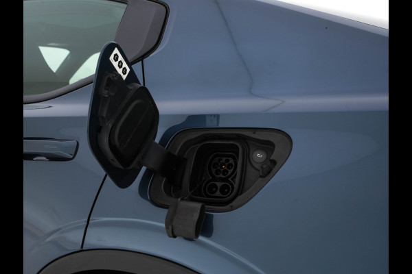 Polestar 2 Long Range Dual Motor Launch Edition 78kWh [ 3-Fase-11kW ] {SOH-91%} (INCL.BTW) Aut.*PANO | NAVI-FULLMAP | FULL-LED | ADAPTIVE-CRUISE | BLINDSPOT | TOPVIEW | KEYLESS | LANE-ASSIST | DIGI-COCKPIT | CARPLAY | DAB+ | HEATED-SPORTSEATS | CAMERA | MEMORY-PACK | PDC