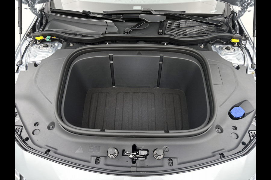 Mercedes-Benz CLA-Klasse 250+ Launch Edition 85 kWh | Warmtepomp | Memorypakket | Nightpakket | Smartphone integratie | Multibeam LED | Antidiefstal pakket URBAN GUARD | 19 inch AMG velgen | Sierdelen aluminium |