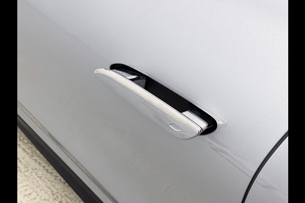 Mercedes-Benz CLA-Klasse 250+ Launch Edition 85 kWh | Warmtepomp | Memorypakket | Nightpakket | Smartphone integratie | Multibeam LED | Antidiefstal pakket URBAN GUARD | 19 inch AMG velgen | Sierdelen aluminium |