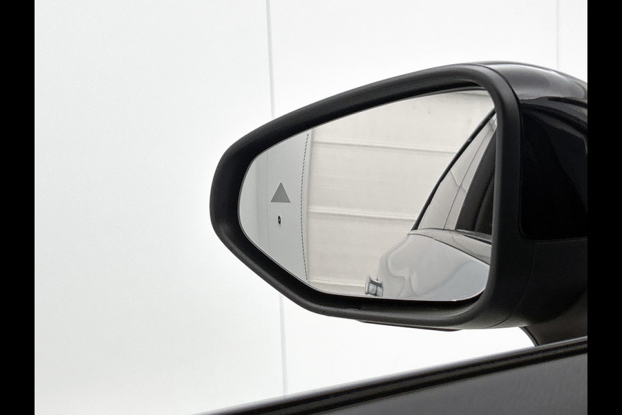 Mercedes-Benz CLA-Klasse 250+ Launch Edition 85 kWh | Warmtepomp | Memorypakket | Nightpakket | Smartphone integratie | Multibeam LED | Antidiefstal pakket URBAN GUARD | 19 inch AMG velgen | Sierdelen aluminium |