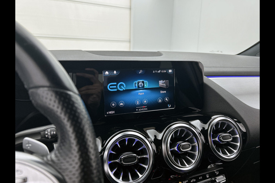 Mercedes-Benz B-Klasse 250 e Hybride Premium / Design-en AMG line / 1/2 Leder / Stoelverwarming / Pdc+Camera / Navigatie / Apk 01-2028