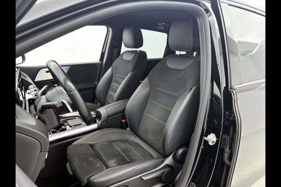 Mercedes-Benz B-Klasse 250 e Hybride Premium / Design-en AMG line / 1/2 Leder / Stoelverwarming / Pdc+Camera / Navigatie / Apk 01-2028