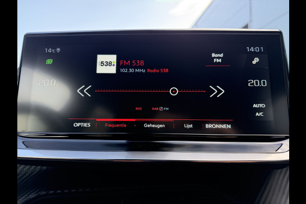 Peugeot 2008 130pk GT (Camera - Keyless Entry - LED - Navigatie - Automatische Airco - Apple Carplay - i cockpit)