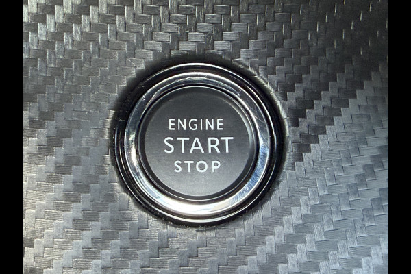 Peugeot 2008 130pk GT (Camera - Keyless Entry - LED - Navigatie - Automatische Airco - Apple Carplay - i cockpit)