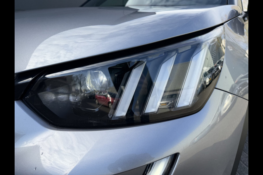 Peugeot 2008 130pk GT (Camera - Keyless Entry - LED - Navigatie - Automatische Airco - Apple Carplay - i cockpit)