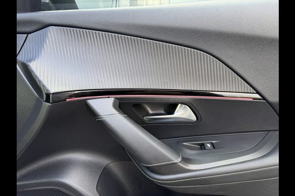 Peugeot 2008 130pk GT (Camera - Keyless Entry - LED - Navigatie - Automatische Airco - Apple Carplay - i cockpit)