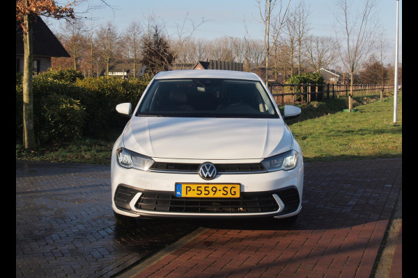 Volkswagen Polo 1.0 TSI Life Business | Apple carplay | Stoelverwarming | Parkeersensoren | Privacy Glas | NL-Auto