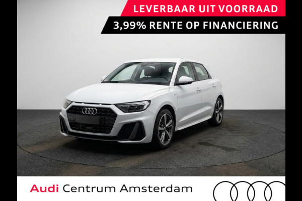 Audi A1 Sportback Advanced edition 25 TFSI 95 pk | Sportstoelen | Ledlampen voor en achter | Optiekpakket zwart plus | Spiegels inklapbaar |