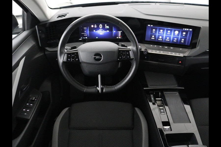 Opel Astra 1.6 Hybrid Business Edition | Stoelverwarming | Adaptive cruise | Camera | Stuurverwarming | Carplay | Navigatie | Full LED | 17'' | Climate control | PHEV | Plug In