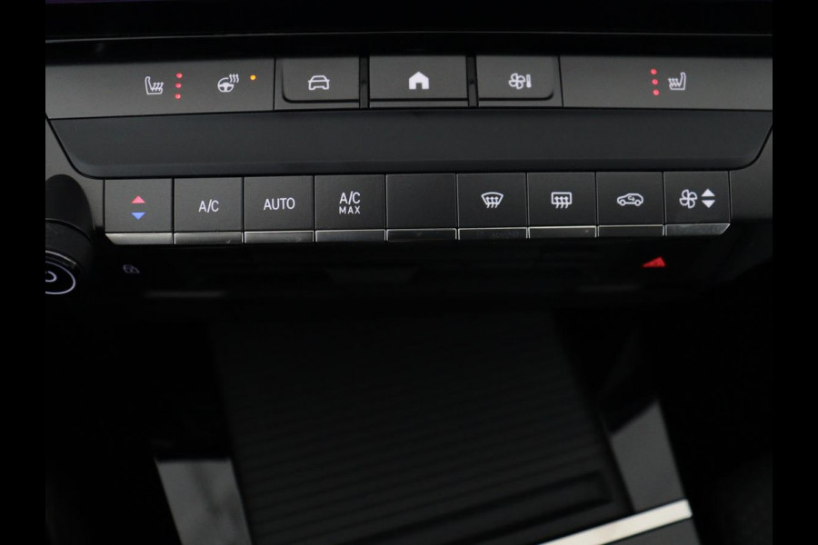 Opel Astra 1.6 Hybrid Business Edition | Stoelverwarming | Adaptive cruise | Camera | Stuurverwarming | Carplay | Navigatie | Full LED | 17'' | Climate control | PHEV | Plug In