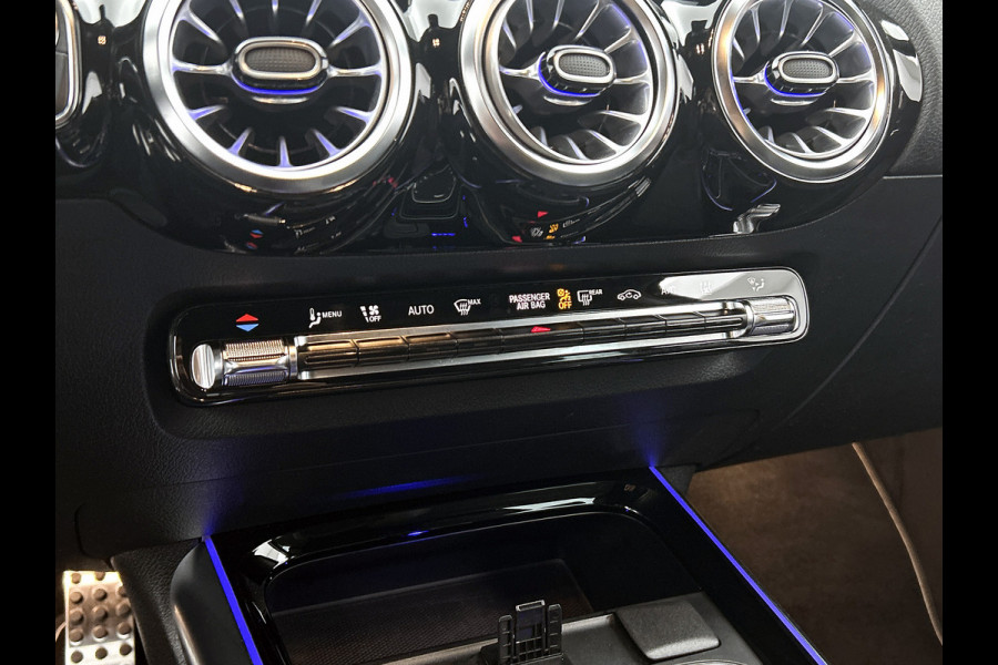 Mercedes-Benz B-Klasse 250 e Hybride Premium / Design-en AMG line / 1/2 Leder / Stoelverwarming / Pdc+Camera / Navigatie / Apk 01-2028
