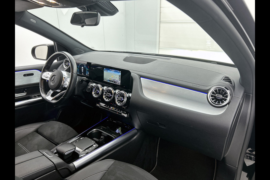 Mercedes-Benz B-Klasse 250 e Hybride Premium / Design-en AMG line / 1/2 Leder / Stoelverwarming / Pdc+Camera / Navigatie / Apk 01-2028