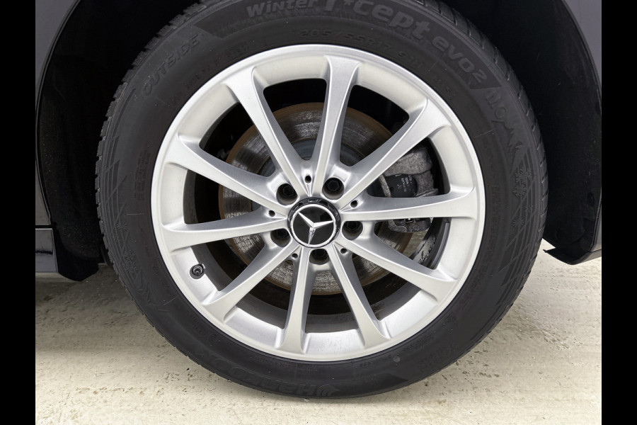 Mercedes-Benz B-Klasse 250 e Hybride Premium / Design-en AMG line / 1/2 Leder / Stoelverwarming / Pdc+Camera / Navigatie / Apk 01-2028