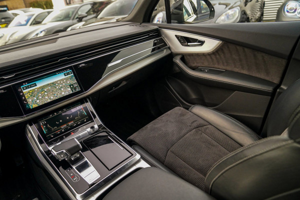 Audi Q7 55 TFSI e quattro Pro Line S | SOH 98,2% | Dubbel S-line | Elektrisch trekhaak | Luchtvering | Camera | Audi Pre Sense
