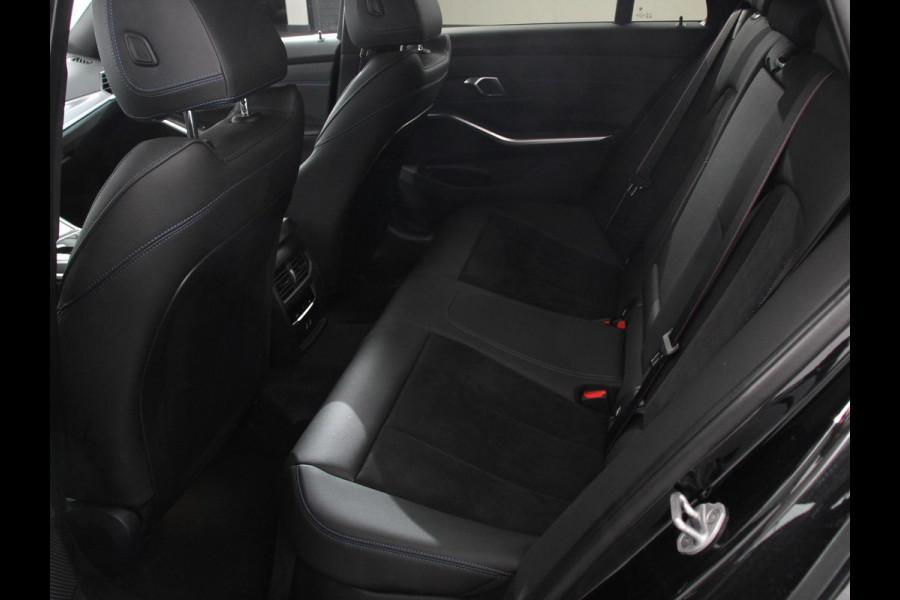 BMW 3 Serie Touring 330e M-Sport | Digitale Cockpit | Climate control | Stoel verwarming | LED | Sfeer verlichting | Lichtmetalen velgen | Navigatie | Apple carplay/ Android auto | Parkeersensoren