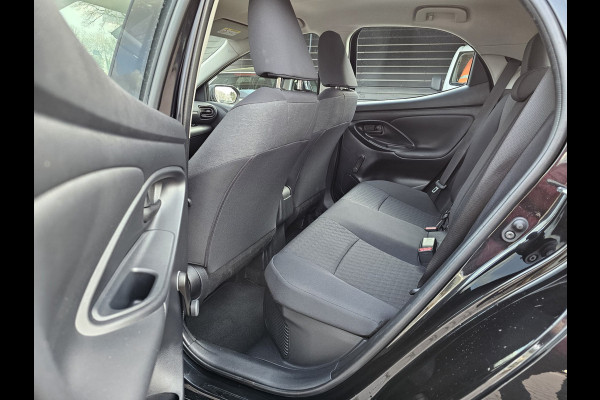 Toyota Yaris 1.5 Hybrid Active | Automaat | Navi | Keyless | Lane Assist | Adaptive Cruise | LMV | Camera |