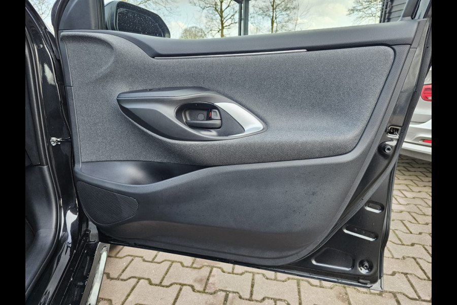Toyota Yaris 1.5 Hybrid Active | Automaat | Navi | Keyless | Lane Assist | Adaptive Cruise | LMV | Camera |