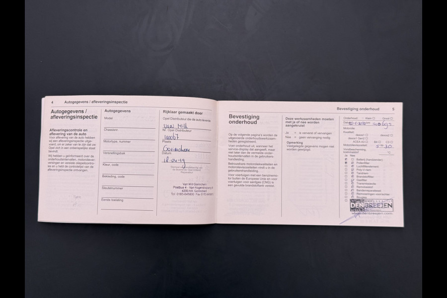 Opel Vivaro D126PK Dubbele Cabine 5-Persoons L2H1 Euro 6 Trekhaak Camera Navi Airco Cruise Control Pdc 1.6CDTI Betonplex Vloer Schuifdeur Achterdeuren Regen-Lichtsensor 1e Eigenaar Origineel Nederlandse Auto Dealeronderhouden 2.000kg trekvermogen