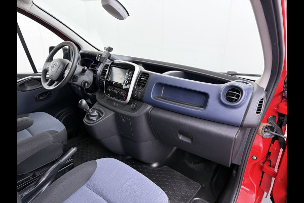 Opel Vivaro D126PK Dubbele Cabine 5-Persoons L2H1 Euro 6 Trekhaak Camera Navi Airco Cruise Control Pdc 1.6CDTI Betonplex Vloer Schuifdeur Achterdeuren Regen-Lichtsensor 1e Eigenaar Origineel Nederlandse Auto Dealeronderhouden 2.000kg trekvermogen