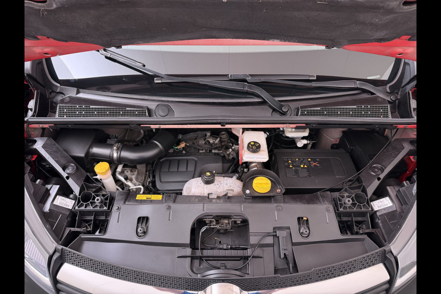 Opel Vivaro D126PK Dubbele Cabine 5-Persoons L2H1 Euro 6 Trekhaak Camera Navi Airco Cruise Control Pdc 1.6CDTI Betonplex Vloer Schuifdeur Achterdeuren Regen-Lichtsensor 1e Eigenaar Origineel Nederlandse Auto Dealeronderhouden 2.000kg trekvermogen