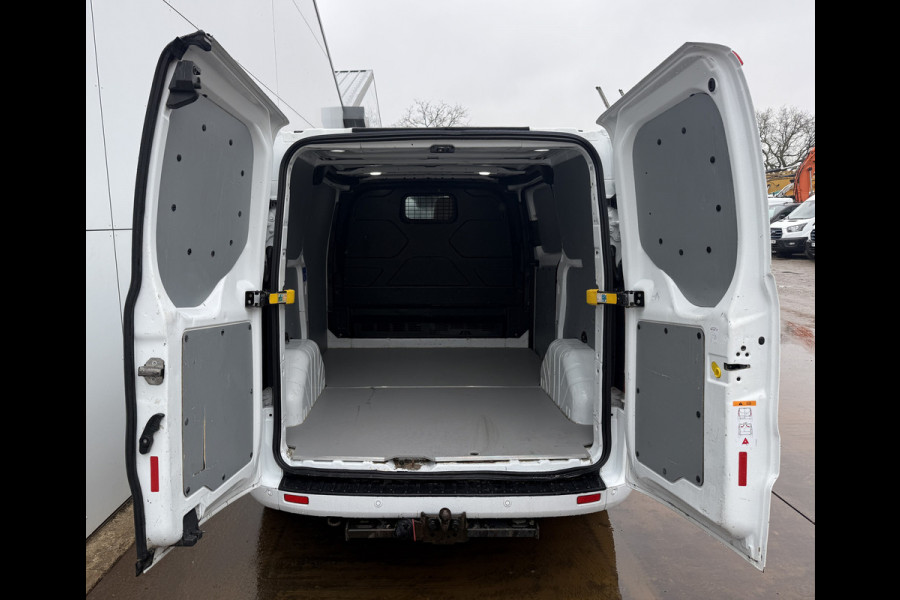 Ford Transit Custom Sport 290 2.0 TDI 185PK Automaat L1H1 Elektrisch Verstelbare Leren Stoelen Adaptieve Cruise Control Airco Trekhaak Stoelverwarming