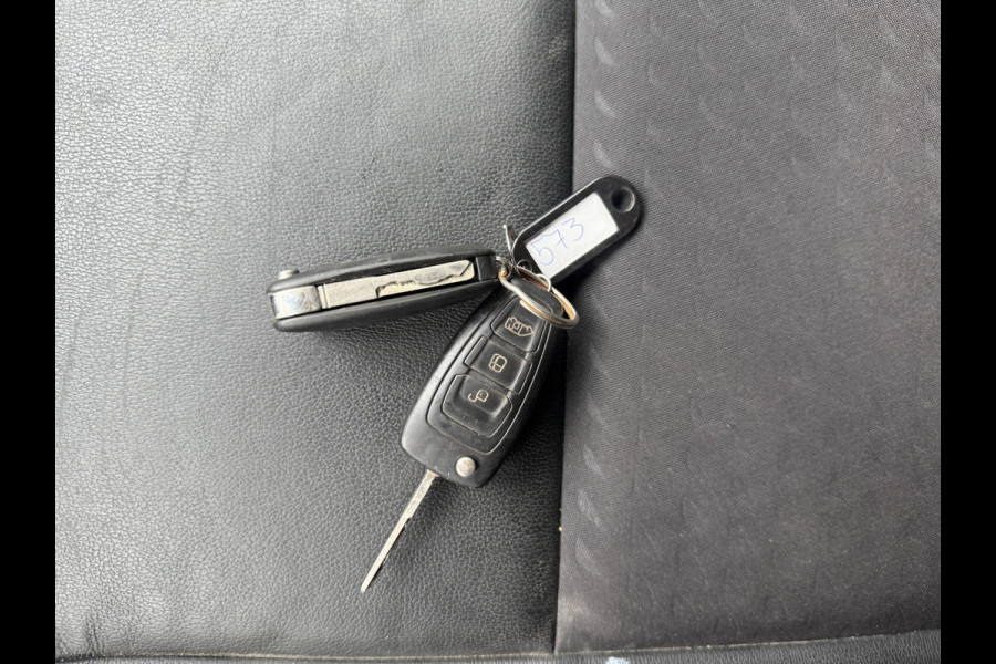 Ford Transit Custom Sport 290 2.0 TDI 185PK Automaat L1H1 Elektrisch Verstelbare Leren Stoelen Adaptieve Cruise Control Airco Trekhaak Stoelverwarming