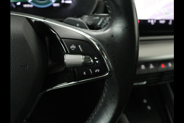 Škoda Octavia 1.5 e-TSI Business Edition | Trekhaak | Carplay | Navigatie | Full LED | Parkeerhulp | Cruise control | Digital Cockpit | Climate control | Getint glas