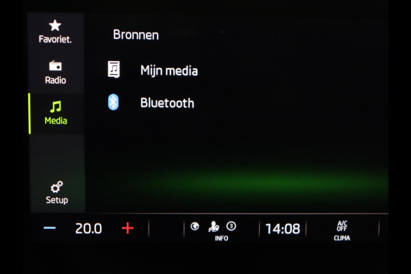 Škoda Octavia 1.5 e-TSI Business Edition | Trekhaak | Carplay | Navigatie | Full LED | Parkeerhulp | Cruise control | Digital Cockpit | Climate control | Getint glas