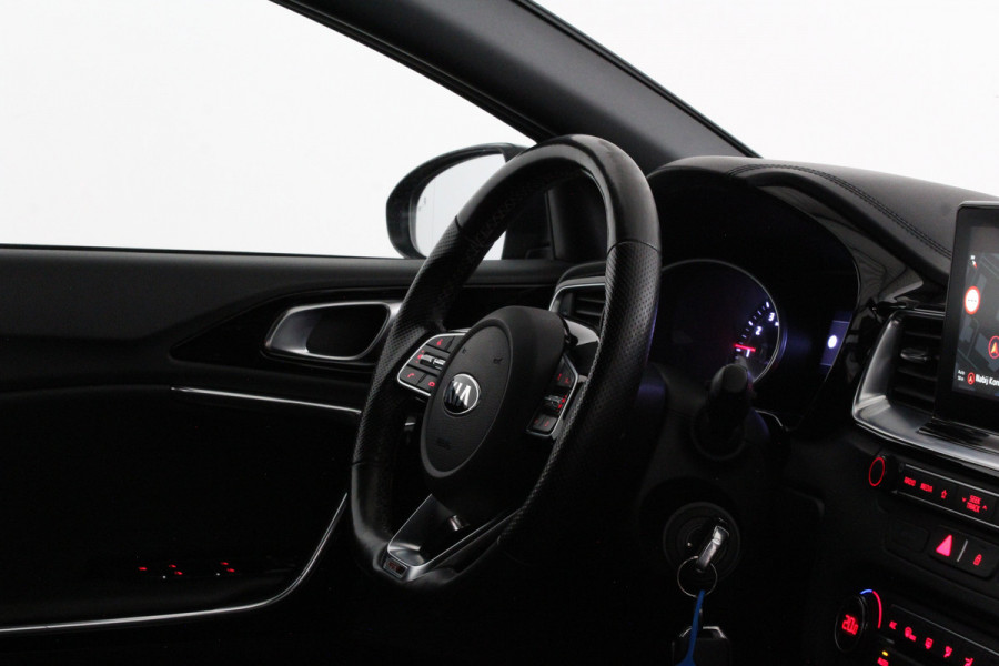 Kia ProCeed 1.0 T-GDI GT-Line > All season banden/Camera/Stuur en stoel verwarming...