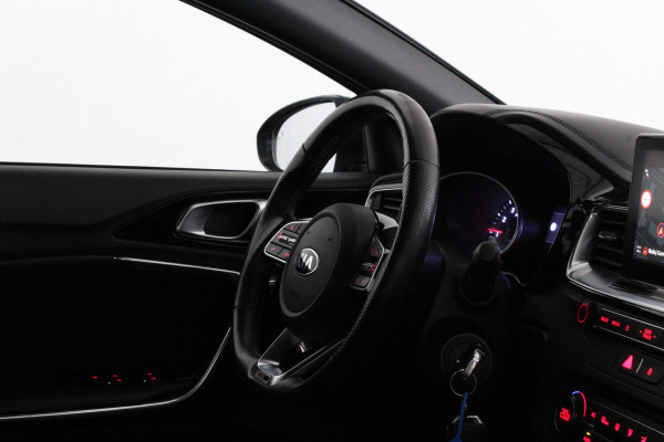 Kia ProCeed 1.0 T-GDI GT-Line > All season banden/Camera/Stuur en stoel verwarming...