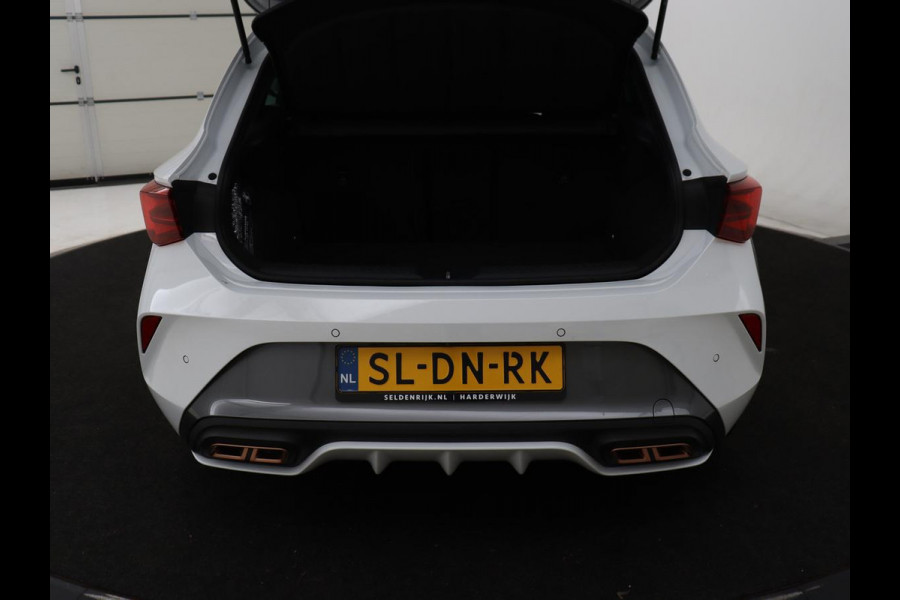 CUPRA Leon 1.5 e-Hybrid Business | Stoelverwarming | Adaptive cruise | Camera | Carplay | Memory | Half leder | Navigatie | Keyless | Sportstoelen | Full LED | Sfeerverlichting | PHEV | Plug In
