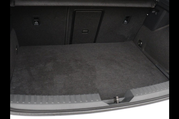 CUPRA Leon 1.5 e-Hybrid Business | Stoelverwarming | Adaptive cruise | Camera | Carplay | Memory | Half leder | Navigatie | Keyless | Sportstoelen | Full LED | Sfeerverlichting | PHEV | Plug In