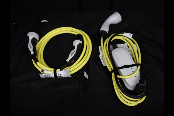 CUPRA Leon 1.5 e-Hybrid Business | Stoelverwarming | Adaptive cruise | Camera | Carplay | Memory | Half leder | Navigatie | Keyless | Sportstoelen | Full LED | Sfeerverlichting | PHEV | Plug In