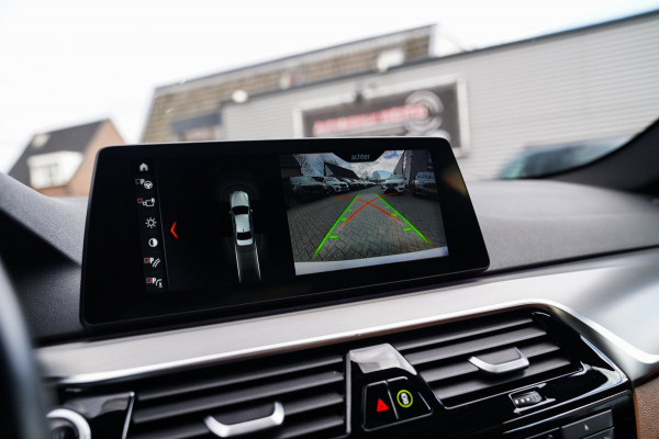 BMW 5 Serie 530e iPerformance High Executive | M-pakket | Massage | Stoelverwarming/verkoeling | Head up | Adaptieve cruise | NAP