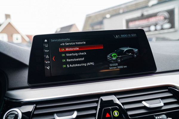 BMW 5 Serie 530e iPerformance High Executive | M-pakket | Massage | Stoelverwarming/verkoeling | Head up | Adaptieve cruise | NAP