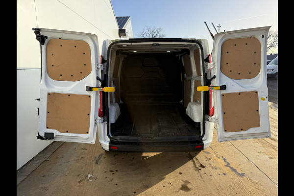 Ford Transit Custom 340 1.0 PHEV 120PK Plug-in Automaat L1H1 Airco Cruise Control Navigatie Parkeersensoren voor achter Stoelverwarming
