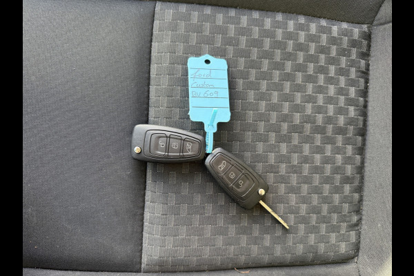 Ford Transit Custom 340 1.0 PHEV 120PK Plug-in Automaat L1H1 Airco Cruise Control Navigatie Parkeersensoren voor achter Stoelverwarming