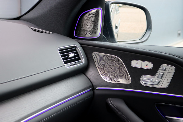 Mercedes-Benz GLS AMG 63 4MATIC+ Premium+ | Facelift | 612 PK | 7pers | Airmatic | Trekhaak | Comfortpakket Plus Achter | Burmester High End | Vlakkenverwarming | AMG Drivers Package | Distronic | Entertainment Achter | Massage |