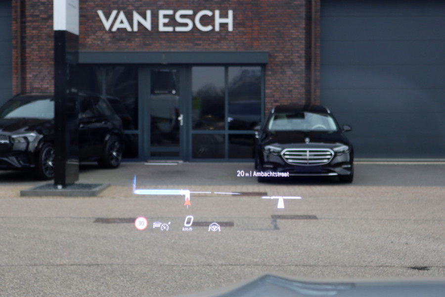 Mercedes-Benz GLS AMG 63 4MATIC+ Premium+ | Facelift | 612 PK | 7pers | Airmatic | Trekhaak | Comfortpakket Plus Achter | Burmester High End | Vlakkenverwarming | AMG Drivers Package | Distronic | Entertainment Achter | Massage |