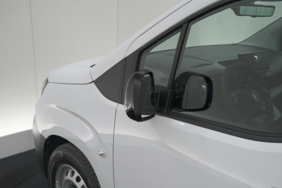 Citroën E-Berlingo 136 L1 50 kWh | Camera | Laadruimte-pakket | Dodehoekdetectie | Navigatie | 3 Zitplaatsen